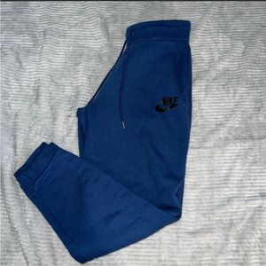 Nike joggers